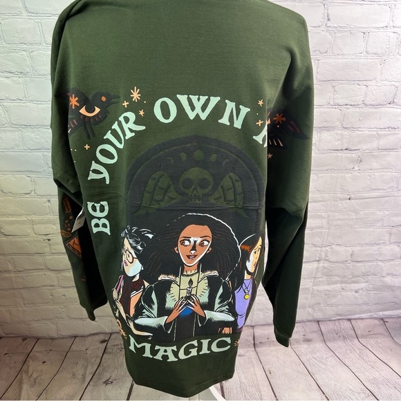Disney Hocus Hocus 2 Green Spirit Jersey Large NWT - Picture 4 of 8